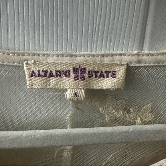 Altar'd State Ivory Sheer Embroidered Lace Boho Mesh Top - Women's L - Picture 3 of 8